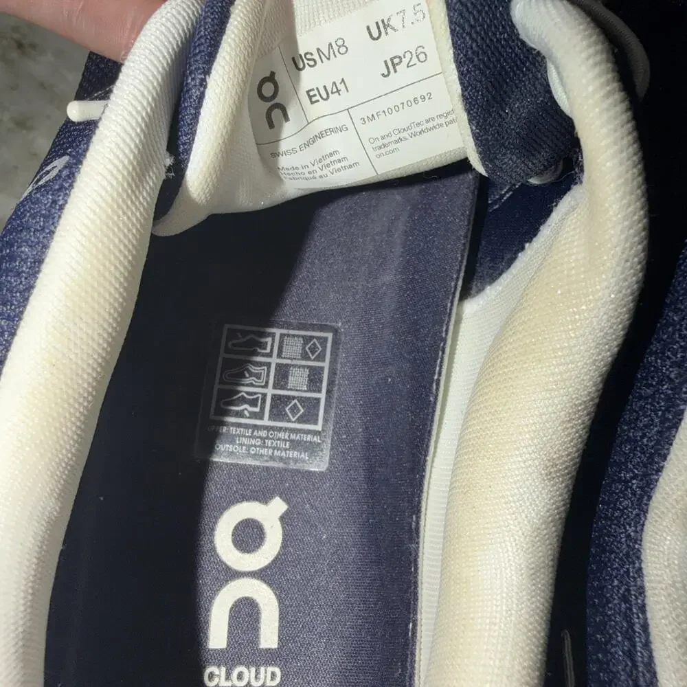 On Cloud 6 Men's - Blue - WORN BARLEY ONCE - Size 8 (SRC)